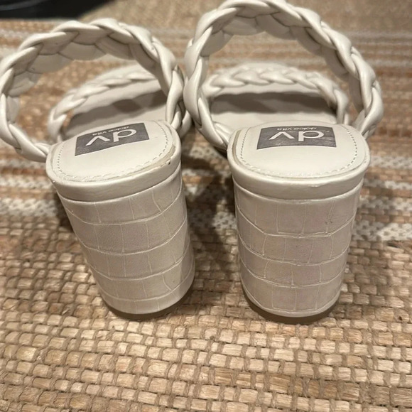 Shoes - Picture 5 of 5